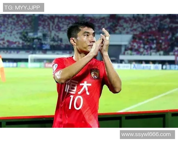 中国足球传奇球星回顾与展望 他们的辉煌成就如何影响当代足球发展 中国足球传奇球星回顾与展望 他们的辉煌成就如何影响当代足球发展