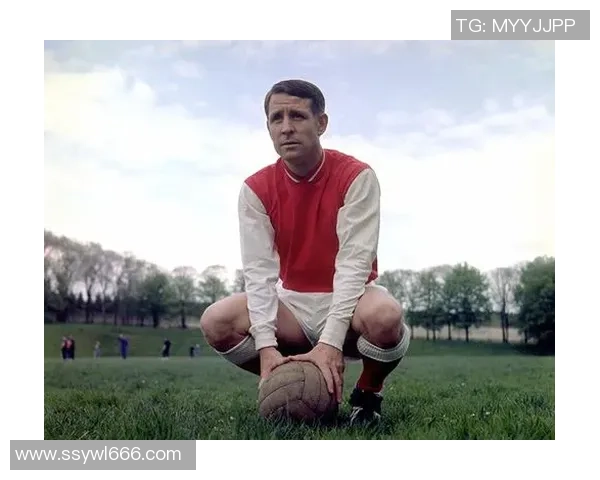 足球巨星贴身保镖揭秘他们如何在赛场内外守护安全