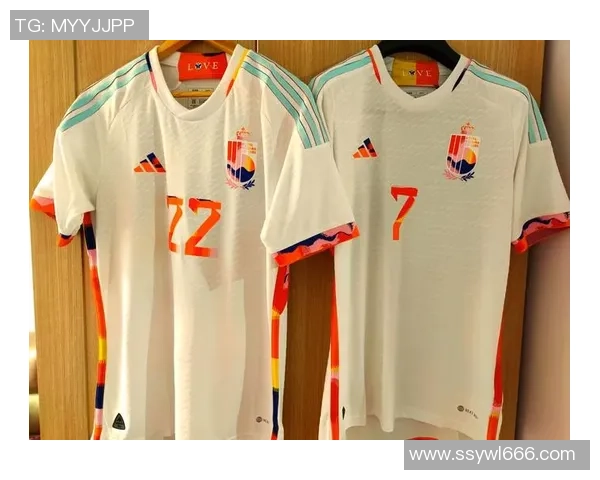 如何选择适合自己的足球球星球衣并搭配出个性时尚感 如何选择适合自己的足球球星球衣并搭配出个性时尚感