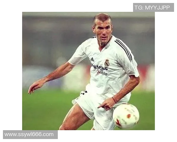 打足球最帅的球星瞬间集锦 带你走近这些球场上的魅力男神